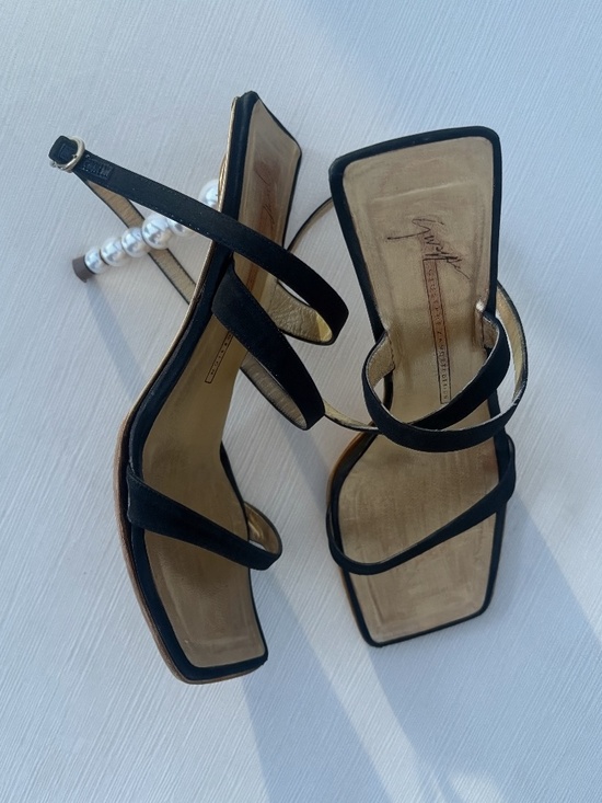 Giuseppe Zanotti Shoes - Vintage Giuseppe Zanotti Pearl Heel Sandals 7B